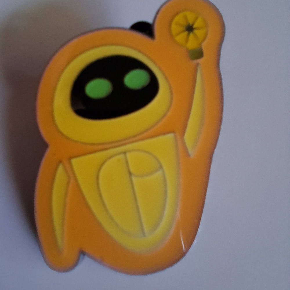 🔥Disney Wall-E PIN TRADING COLLECTIBLE EUC - Picture 2 of 5